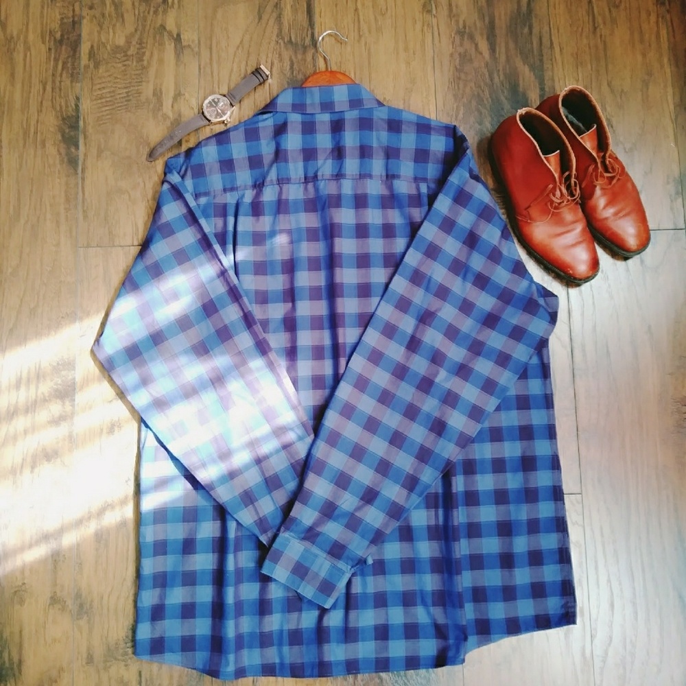 Calvin Klein button down - Picture 5 of 5